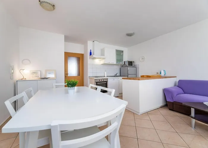 200 Meter Zum Mit Klima, Wifi Apartman *